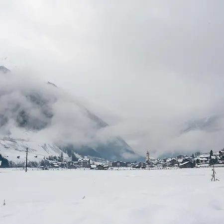 In Stubai Valley With Mountain View Apartment