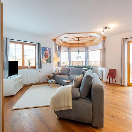 Appartement In Stubai Near Lift