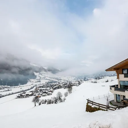 In Stubai Valley With Mountain View Apartment Neustift im Stubaital