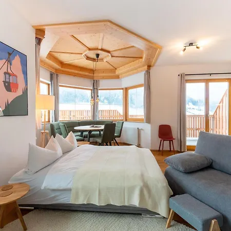 Apartment In Stubai Valley With Mountain View